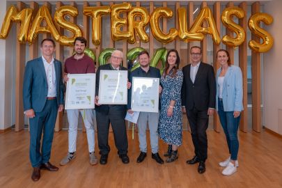 Nationalratsabgeordneter Joachim Schnabel, Marcel Raunnigger (Ferment Freude), Franz Mosshammer (Fleischerei Mosshammer GmbH in Vertretung von Sepp Mosshammer), Dominik Hütter (Marry the berried ice tea GmbH), Susanne Urschler (Leiterin Styrian Food Hub, SFG), Christoph Ludwig (GF SFG), Viktoria Schnaderbeck (Ehemalige Fußballnationalteamspielerin)